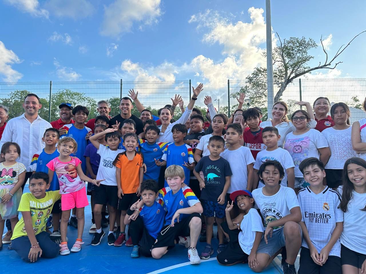 uploads/6/32/01 (1953).Jpeg